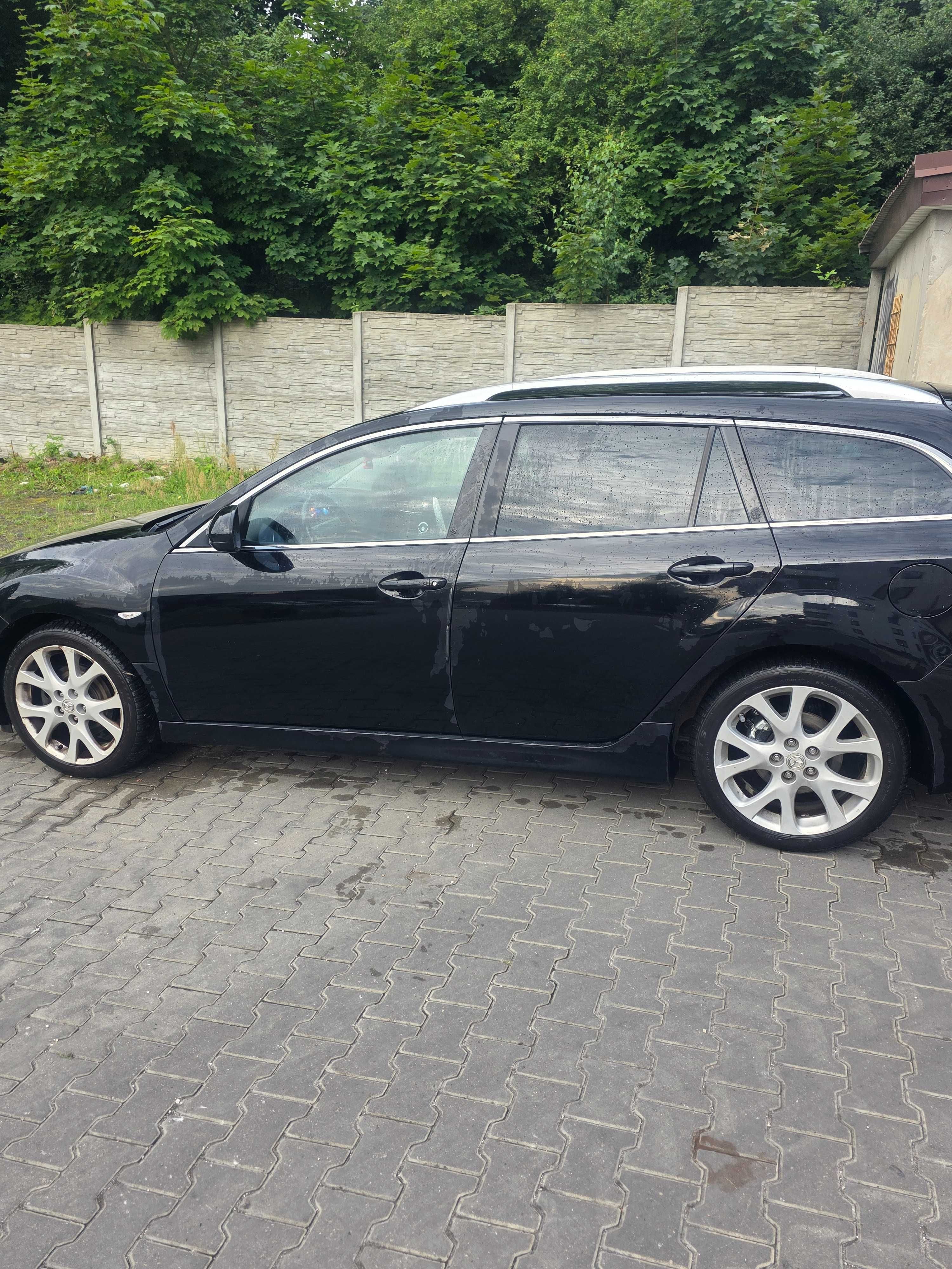 Sprzedam  MAZDE 6