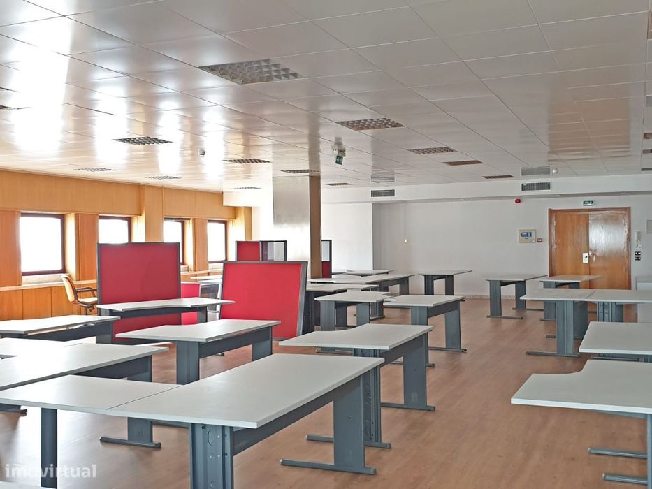 Arrendar Escritório Edifício Tejo | 389 m2 | Alfragide