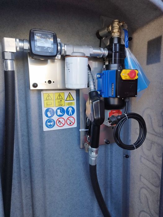 Zbiornik na paliwo dwupłaszczowy 2500 ON ROPĘ SIBUSO 6250netto