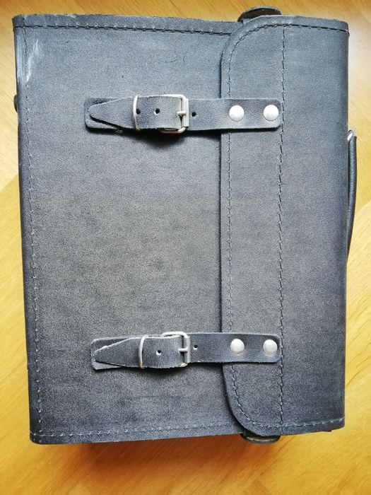 Torba, skrzynka na narzędzia z różnymi obcęgami, 10 elementów, retro