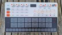 Bateria eletrônica híbrida IK Multimedia Uno Drum