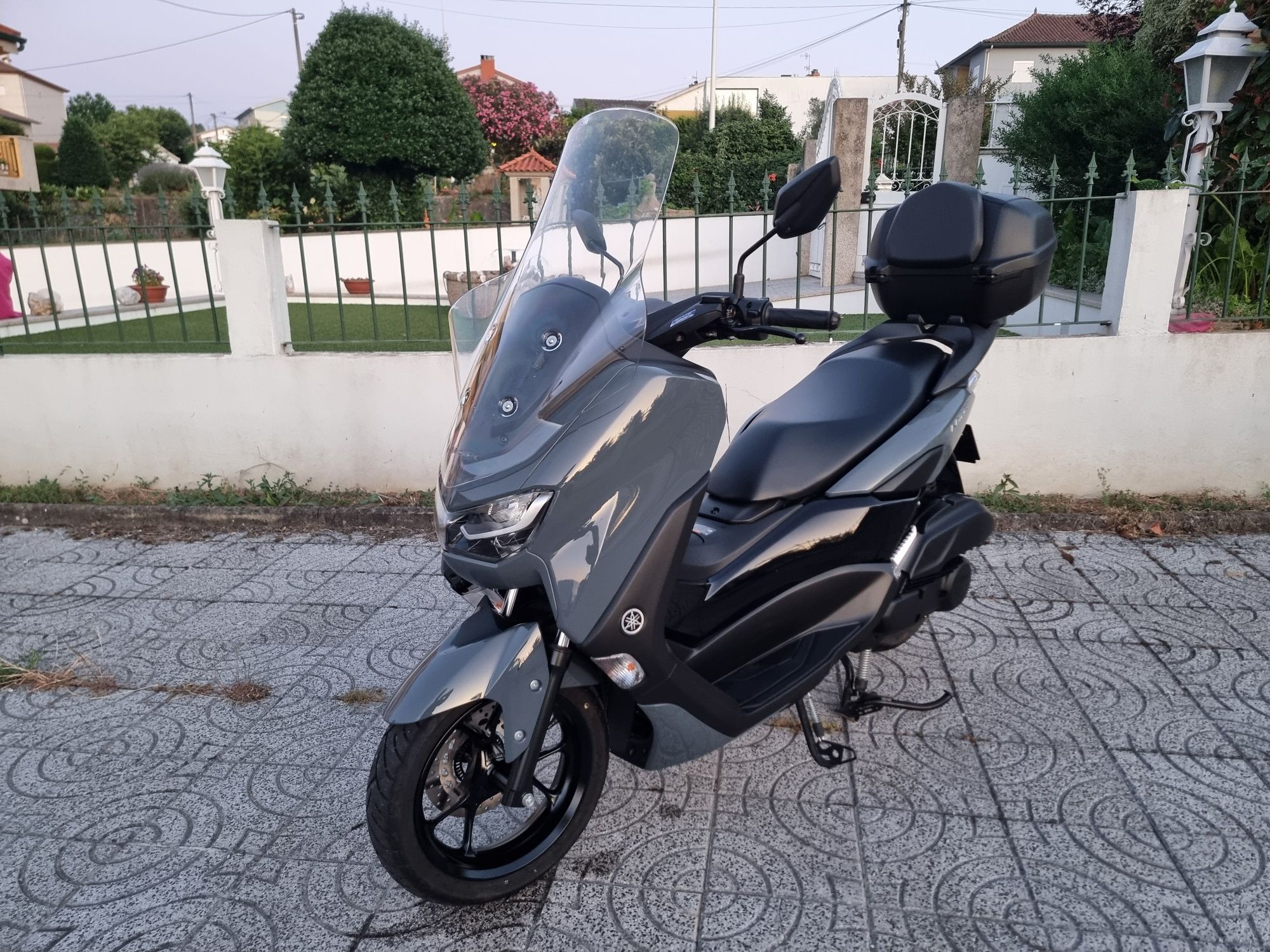 Yamaha Nmax 125 poucos klms