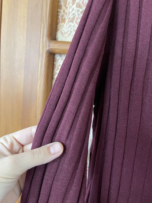 Жіночк плаття в рубчик