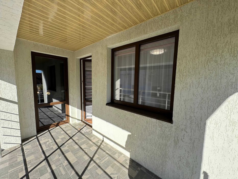 Продам частину будинка з власним двором біля Турецької площі