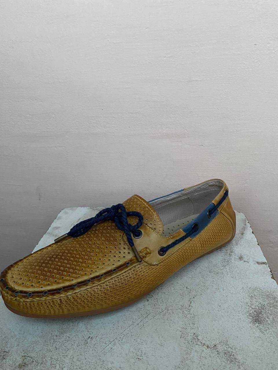 Взуття чоловіче (лофери, Tezoro)