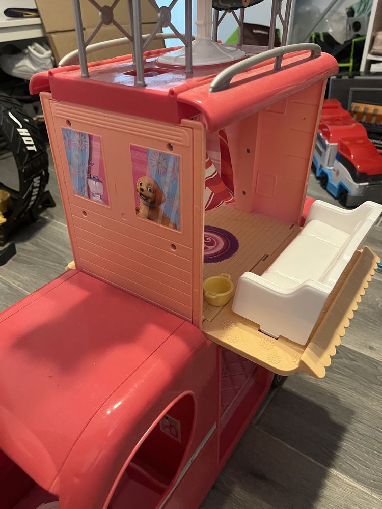 Autocaravana da barbie