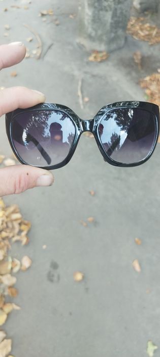 РЕАЛЬНОМУ  ПОКУПАТЕлю  уступлю Прода солнце защитные оригинальные Женс