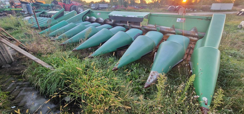 Жниварка кукурудзяна John Deere 893