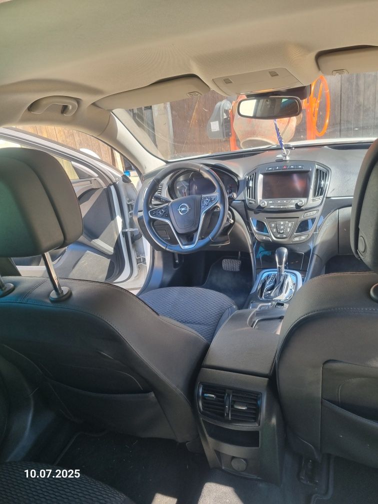 Opel insignia 2.0cdti country 4x4