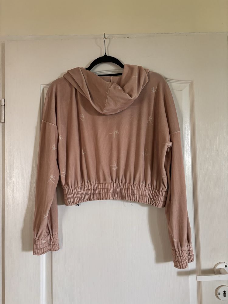 Welurowa bluza z kapturem sheila M