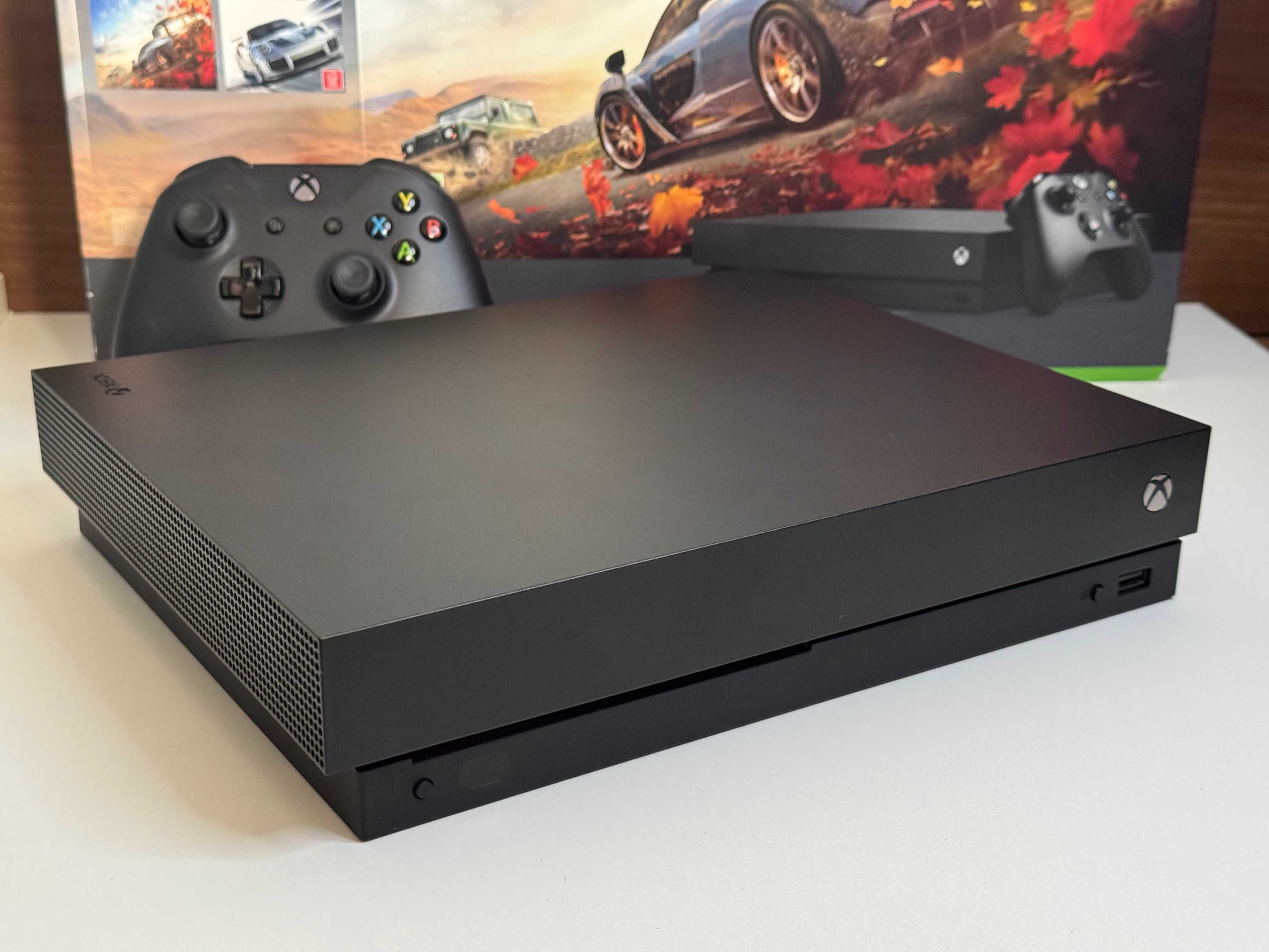 Konsola XBOX ONE X 1TB z Padem Napędem Super Stan