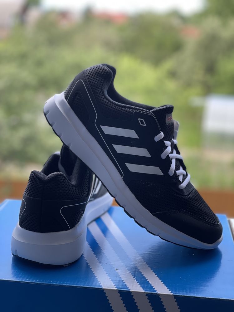 Кросівки Adidas оригінал