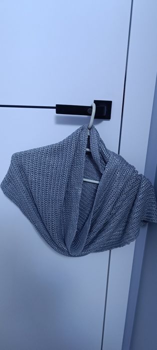 Szalokomin szal damski KappAhl