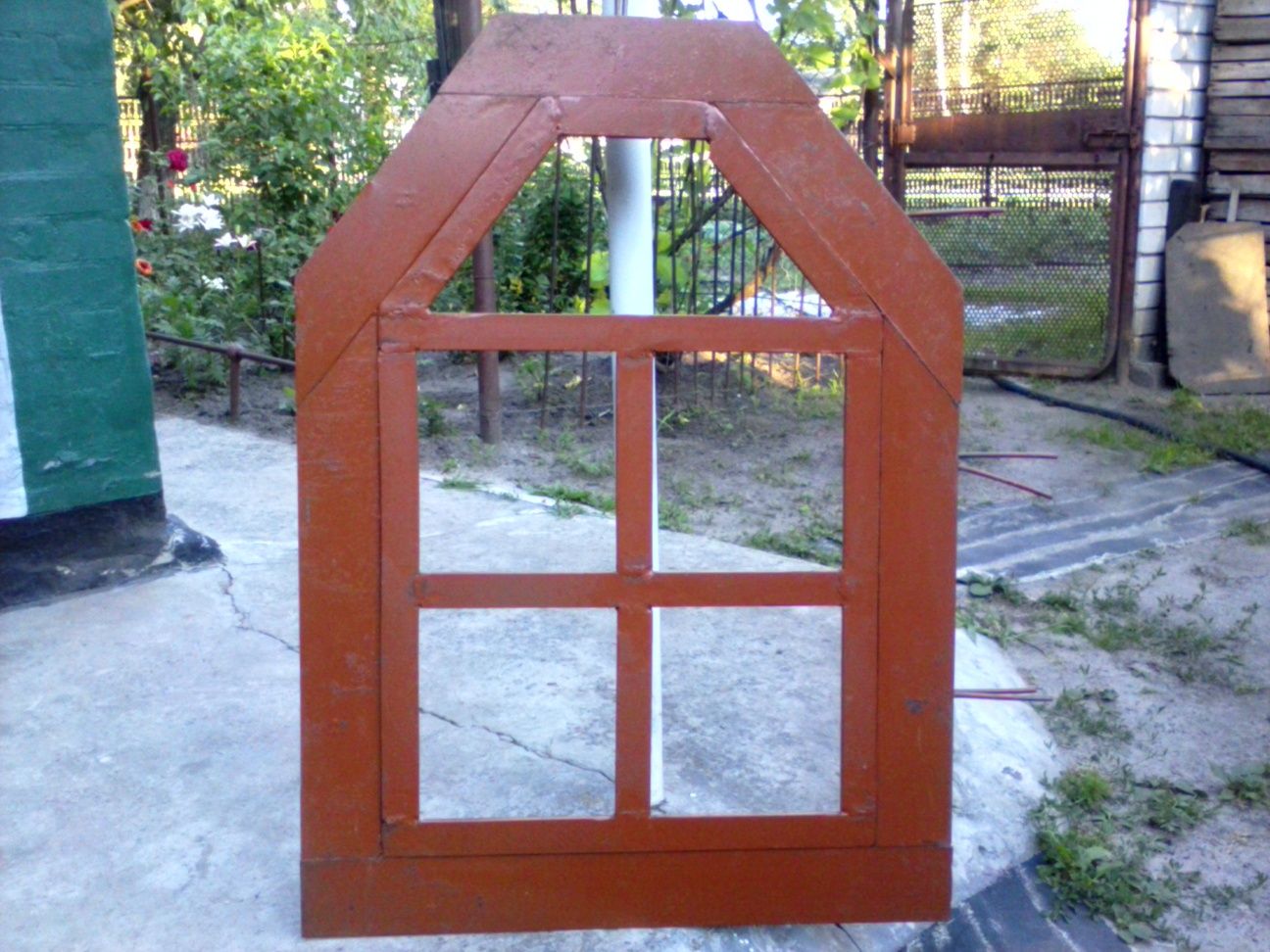 Продам вікна металеві нові.