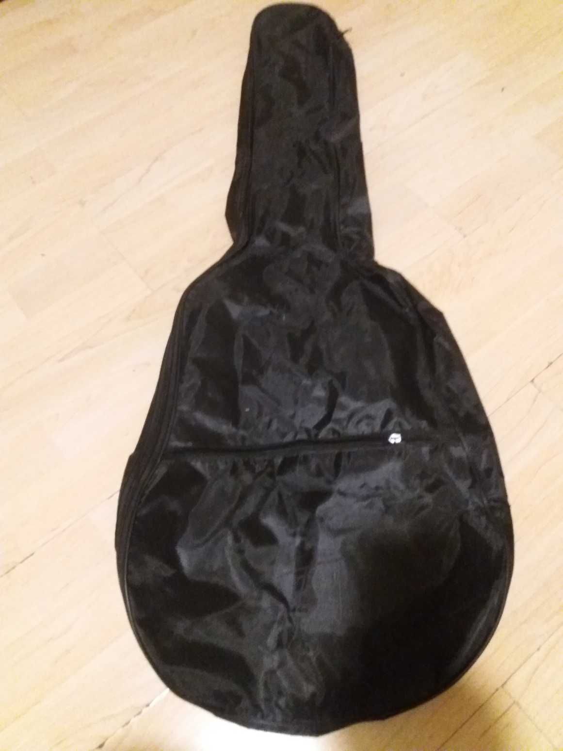 Pokrowiec na gitarę