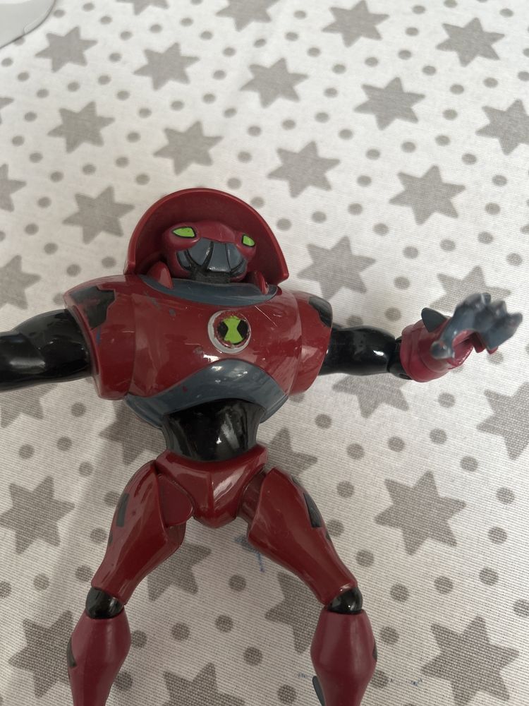 Figurka Ben 10 wodny Nahaj