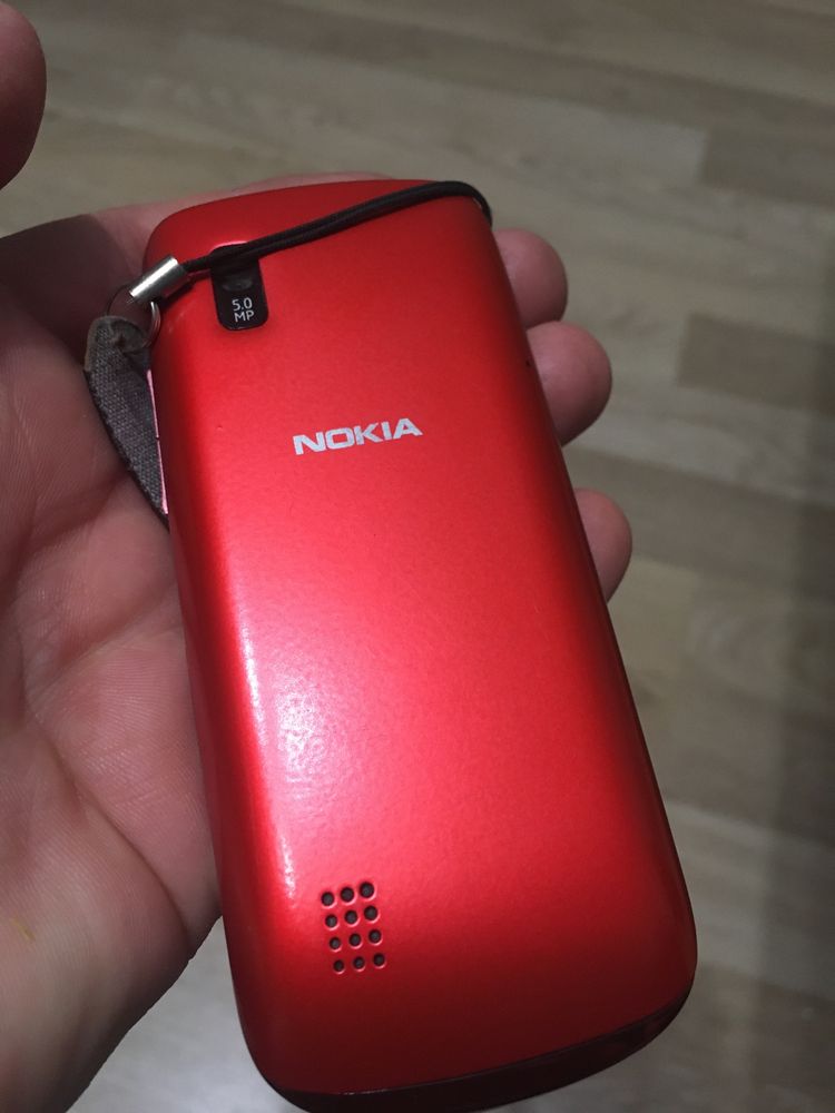 Nokia asha 300 2 szt rm-781 stan bdb