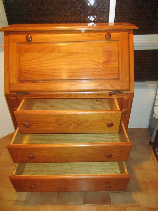 Escrivaninha em Madeira – Secretária com Gavetas | Estilo Clássico