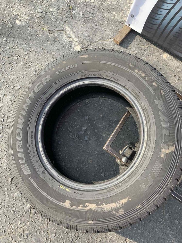 Шина 1 штука 225/70 R15C Falken зима  2021 рік 9 мм