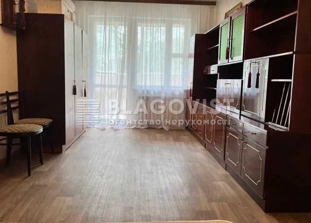 2к Продаж, Симиренка вул., 5 ДЕШЕВО