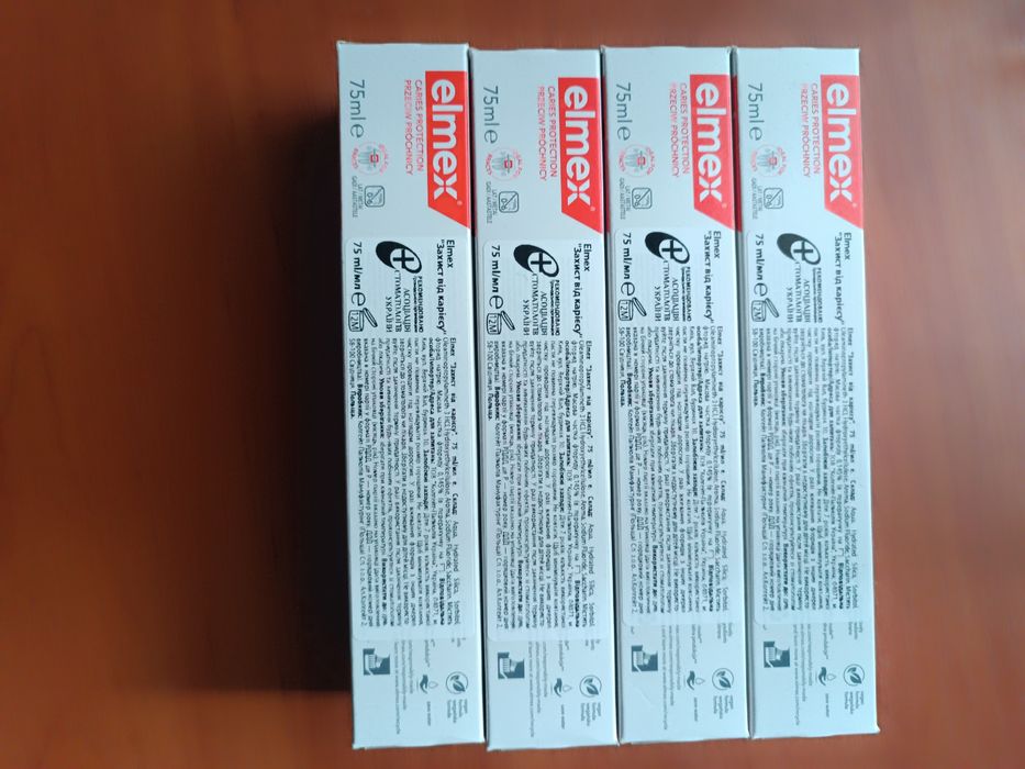 Оригінальна  Elmex зубна паста проти карієсу  для зміцнення емалі