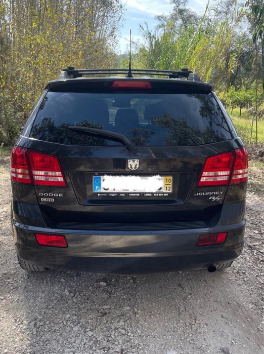 Dodge usado de dezembro 2010 em bom estado