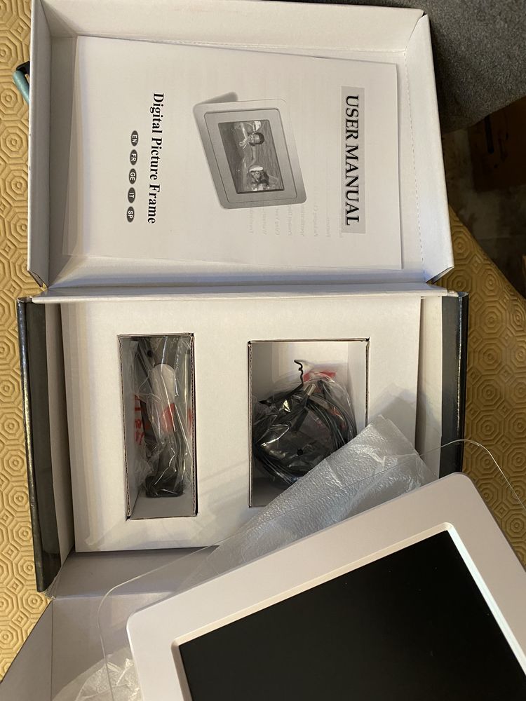 Moldura eletronica Nova