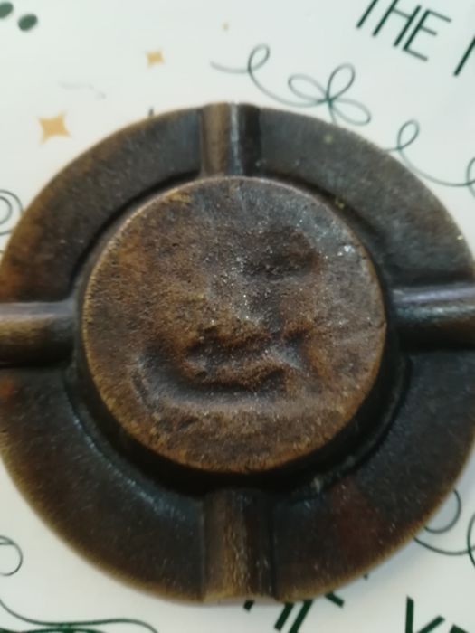 Cinzeiros em bronze vintage
