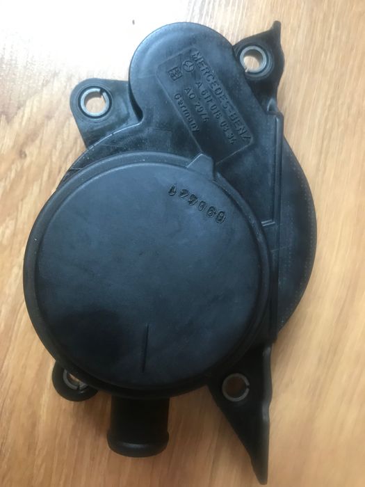 Сепаратор маслоооделитель Мерседес w203 2001-2006