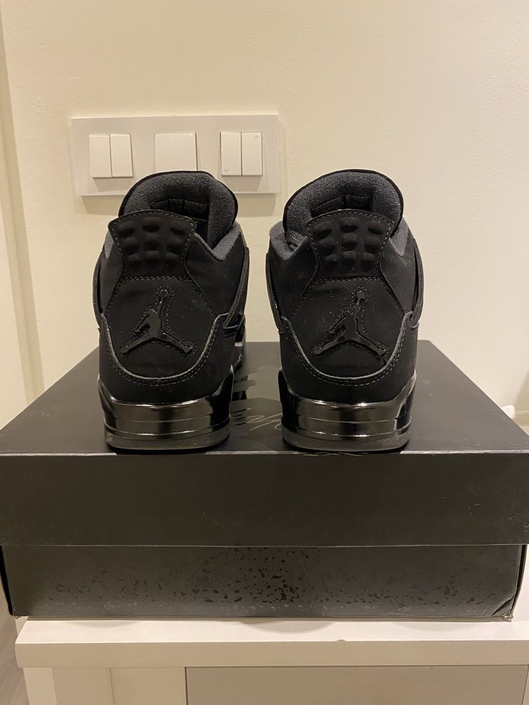 Air Jordan 4 Black Cat