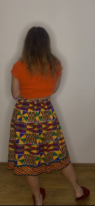 Міді спідниця із цікавим принтом