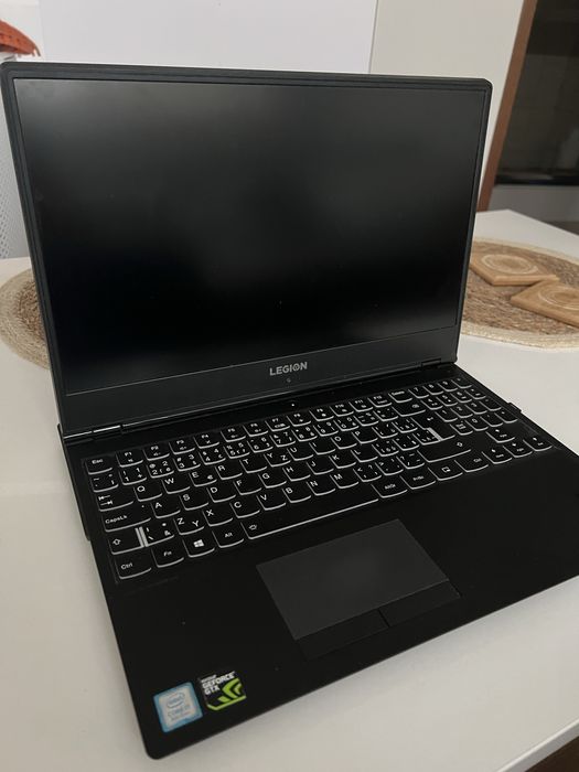 Lenovo Legion Y530 – i7 / GTX 1050Ti / 16GB / SSD + HDD