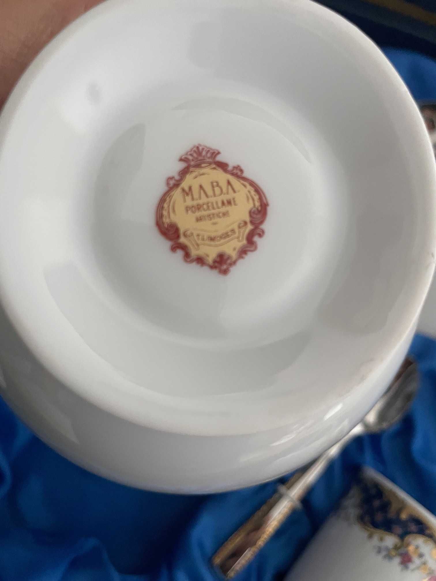 Serviço de chá para 2 pessoas em Porcelana
M.A.B.A