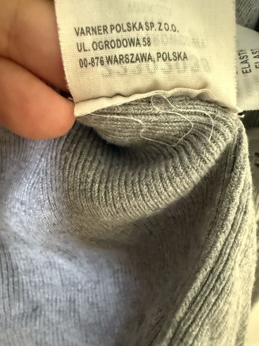 Szary sweter damski na guziki S Varner narzutka Wiskoza