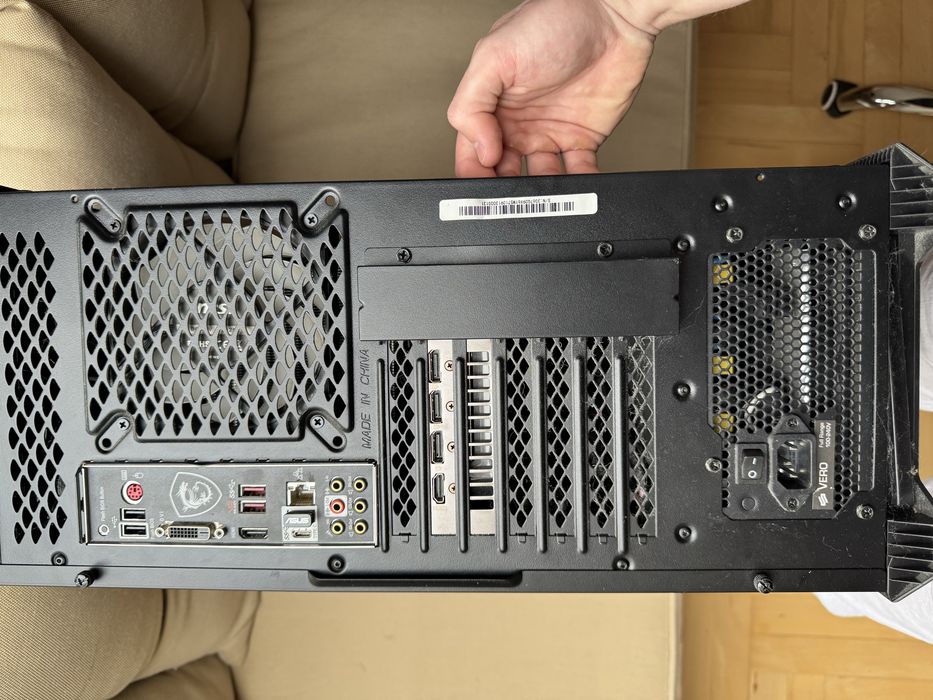 Komputer stacjonarny asus rtx 3060 amd ryzen 7 5800x3d