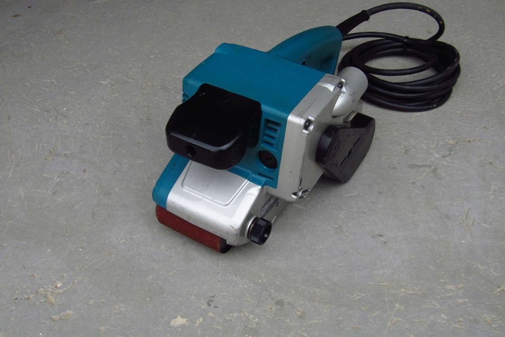 Makita  Szlifierka taśmowa 1010 W 9903 Made In Japan