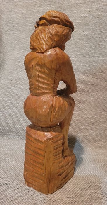 Na sprzedaż: Rzeźba drewniana „Chrystus Frasobliwy”

Unikalna rzeźba w