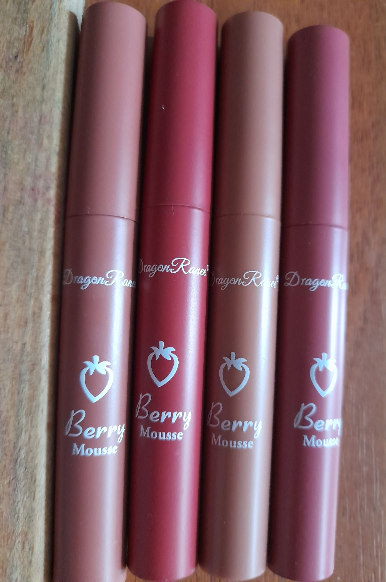 Матовый блеск для губ DragonRanee
