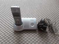 Bezprzewodowy telefon stacjonarny Philips KX-TG7100PD