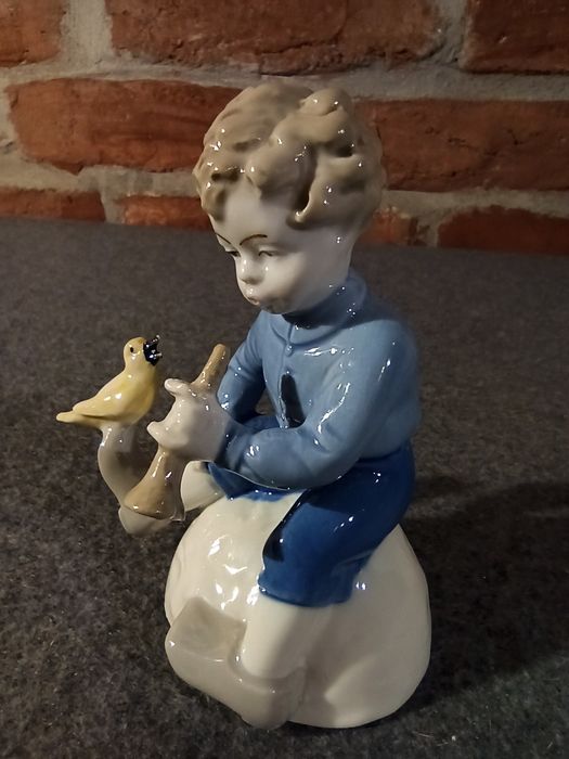 Porcelanowe Figurki Lippelsdorf Grajek, Akt Kobiety