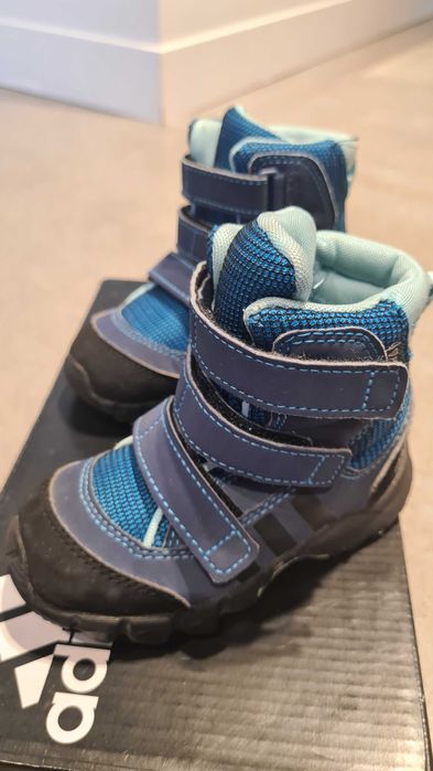 Adidas Cw Holtanna Snow Cf śniegowce dla dzieci. Rozm. 22 jak nowe