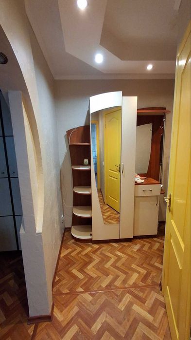 Сдам 1 ком .кв-ру в Центральной части города проспект А. Поля ( Кирова