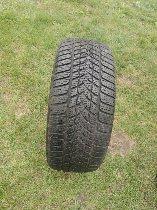 Opona 225/45R17 94V Goodyear UltraGrip Performance OLX117