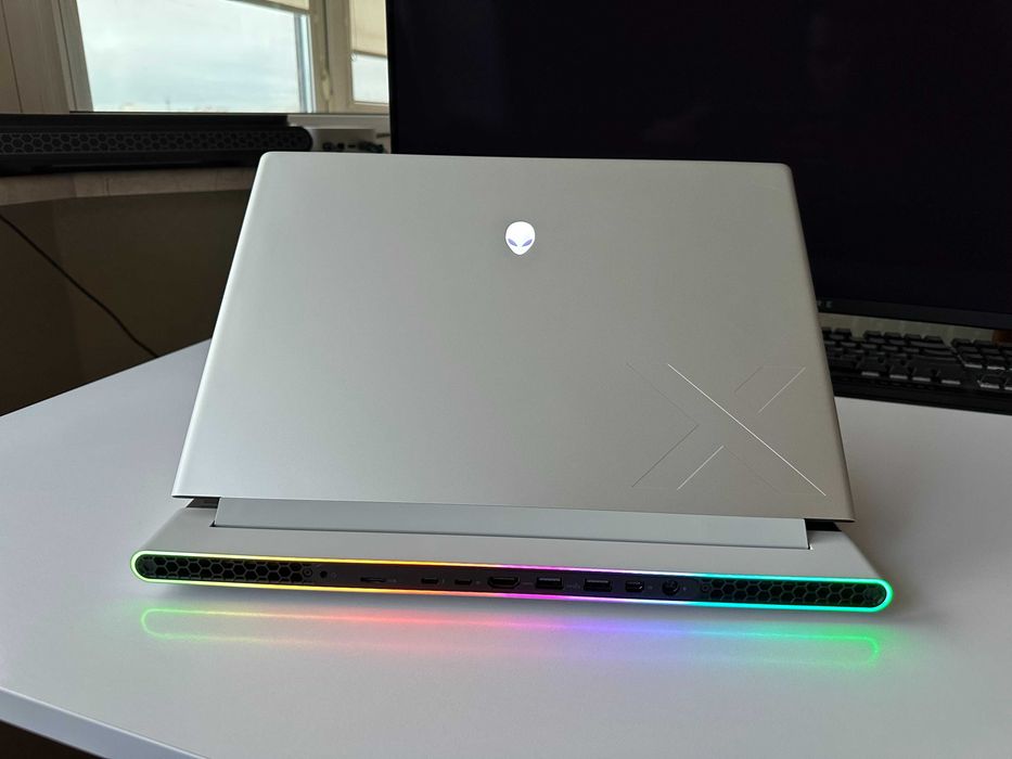 Alienware x16 R1 (RTX 4090/i9-13900HK/32 GB 6000Mhz/16” QHD+ 240Hz)