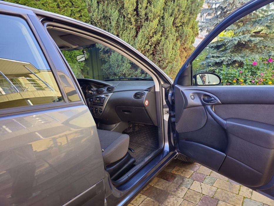 Ford Focus 1.8 tddi 2003 рік
