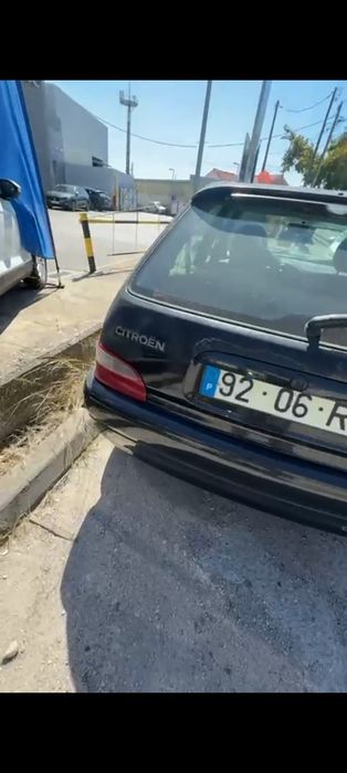 Carro Saxo citroen 2001 gasolina