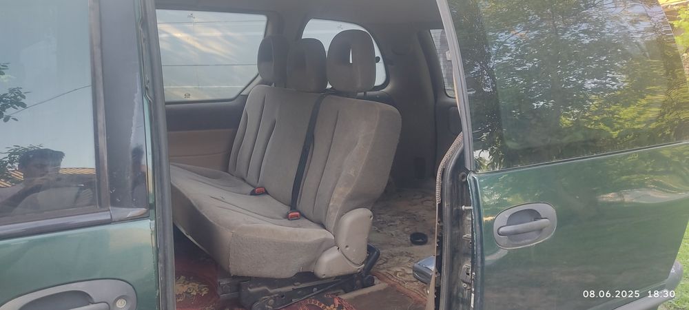 Продам Dodge caravan