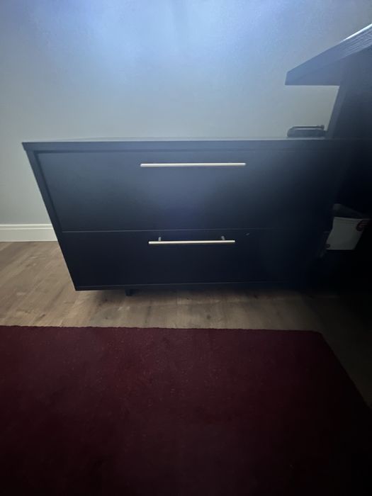 Secretária Picasso - Staples