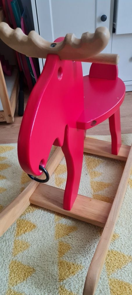 Cavalo de madeira Ikea