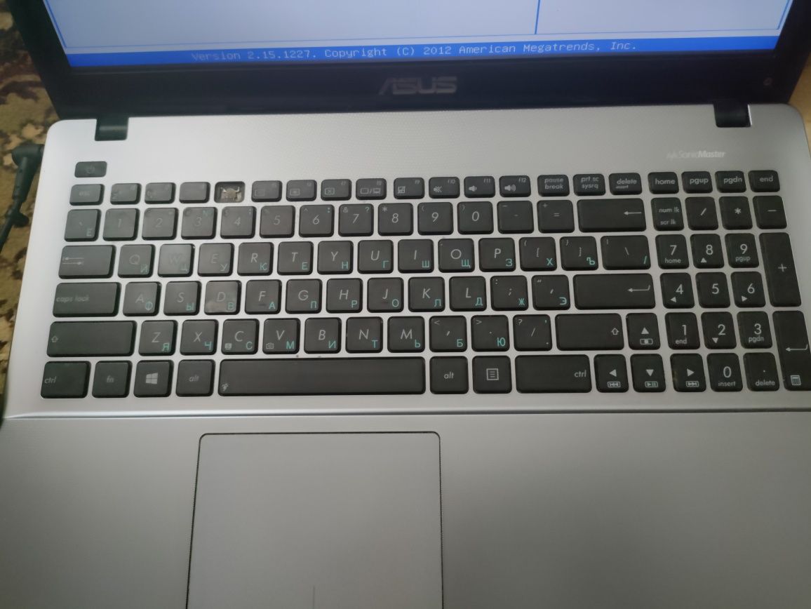 Ноутбук Asus r510c